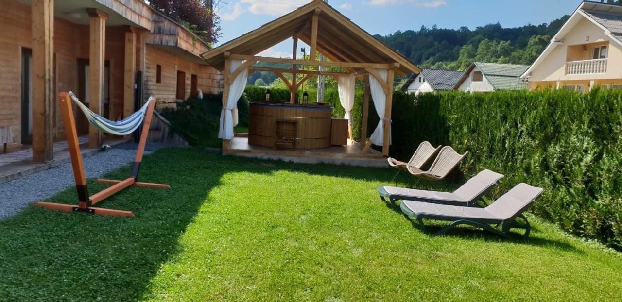 ホテル Casa Ralucai モイセイ エクステリア 写真